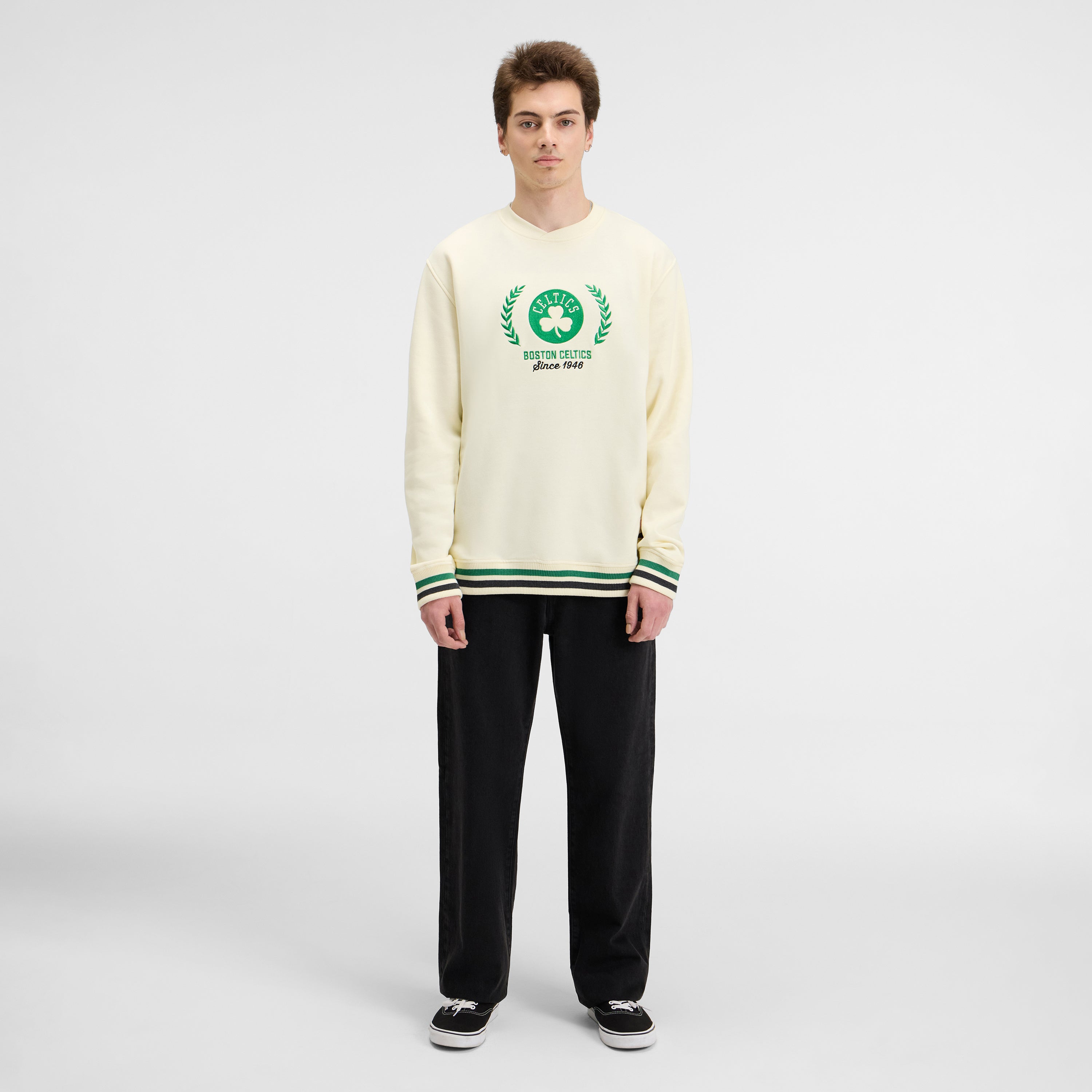 Atlanta Braves Throwback Chrome White Crewneck
